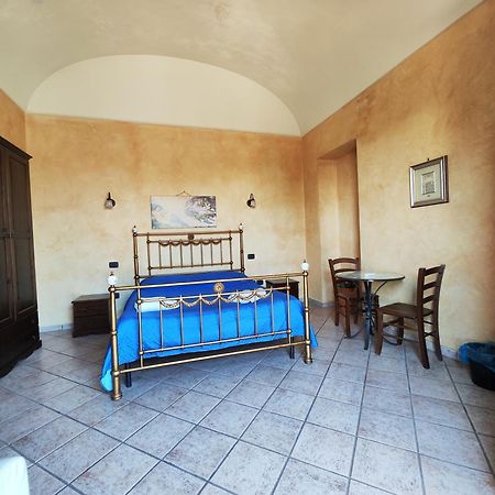 Bed and Breakfast Le Grotte Riposto Exterior foto